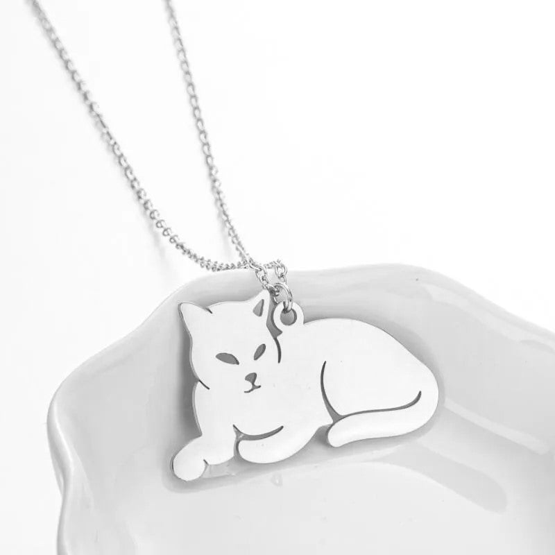 Silver cat necklace